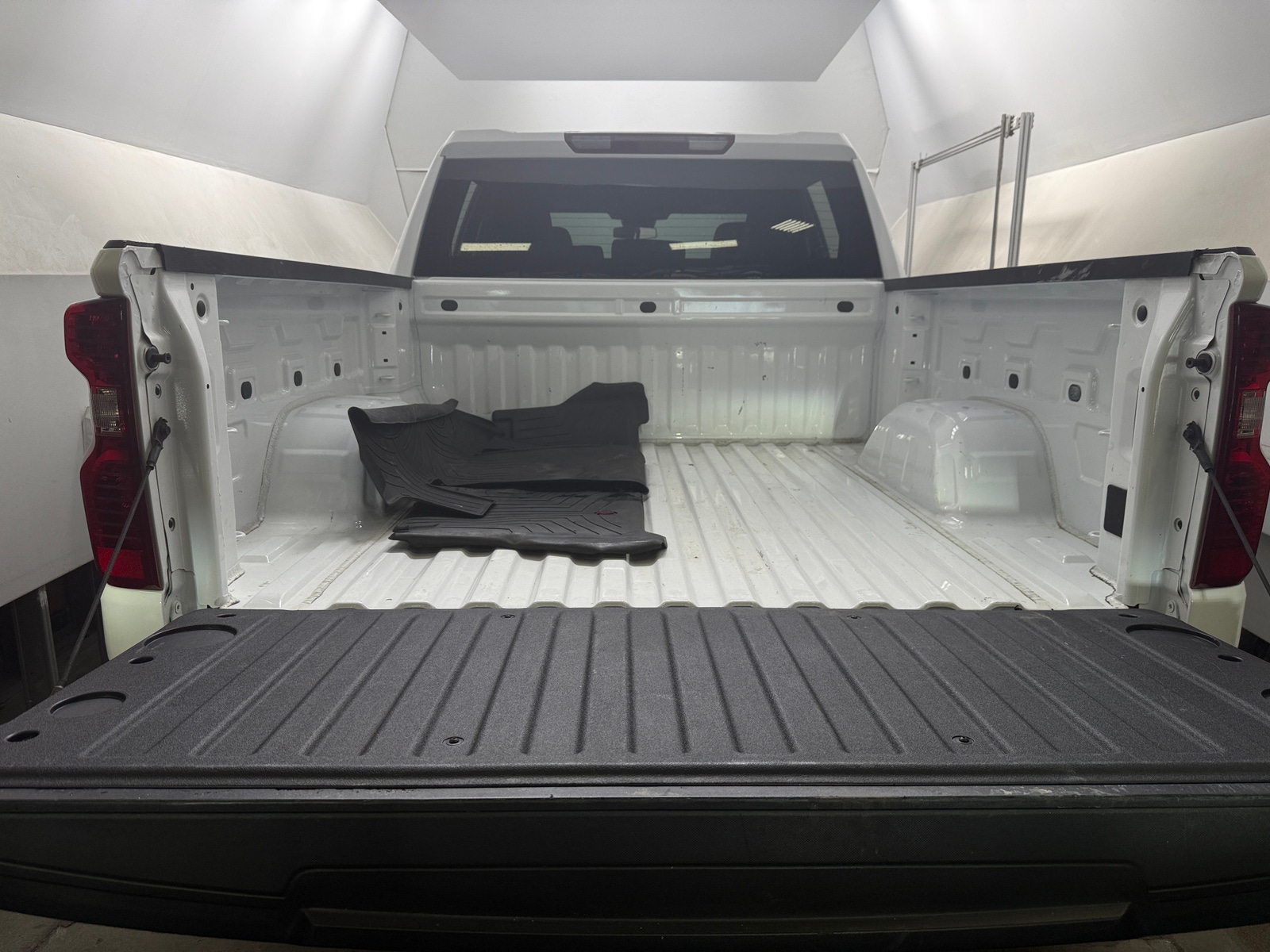 Thumbnail: 2024 Chevrolet Silverado 1500 - 6