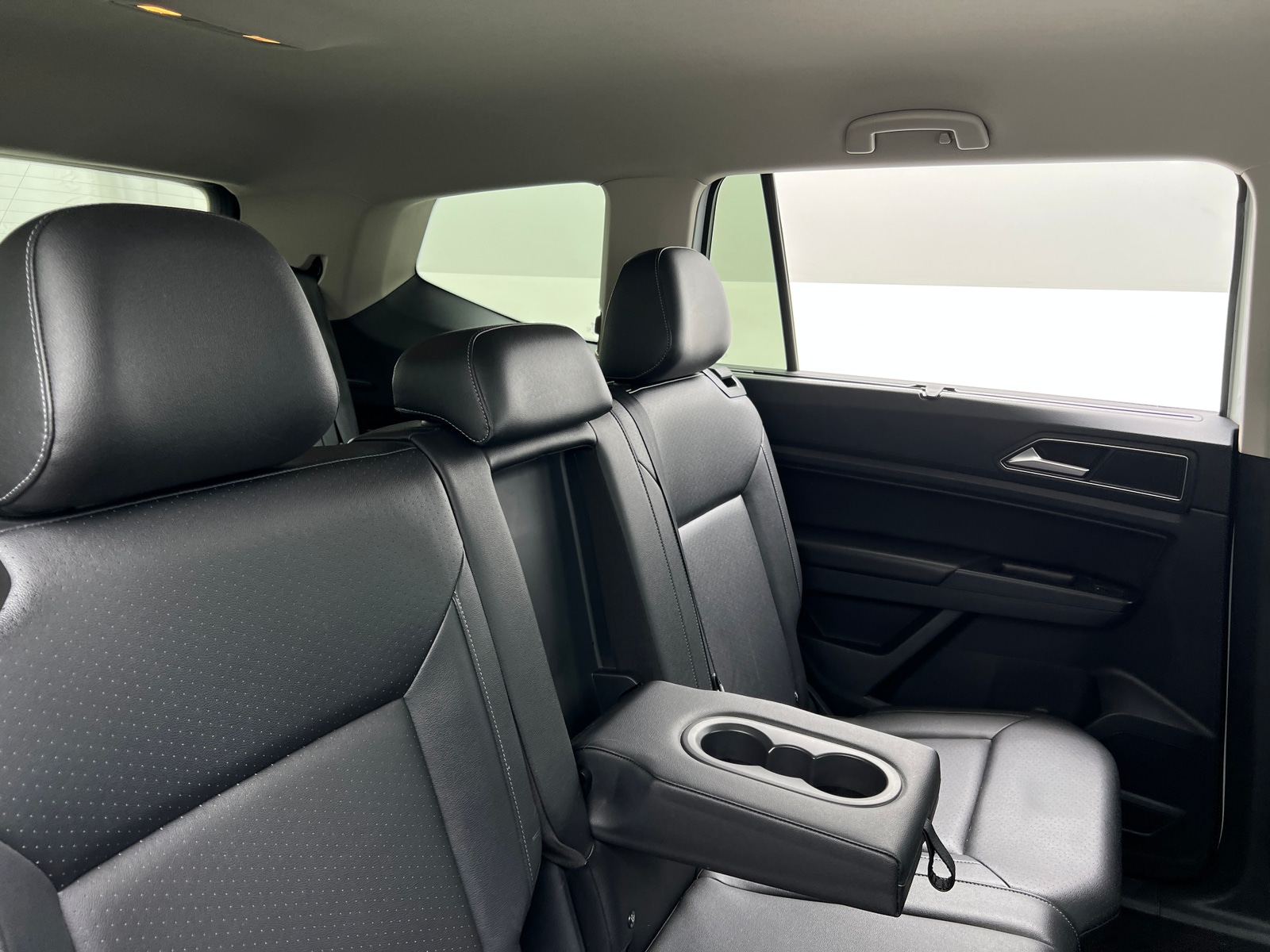 Thumbnail: 2018 Volkswagen Atlas - 5