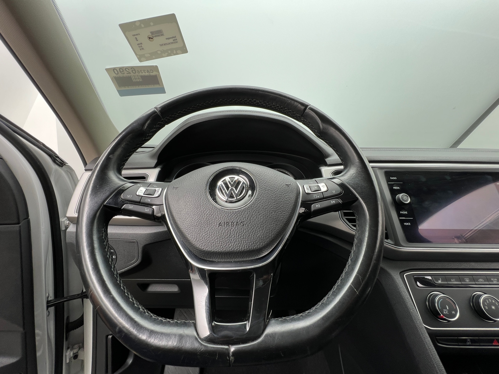 Thumbnail: 2018 Volkswagen Atlas - 4