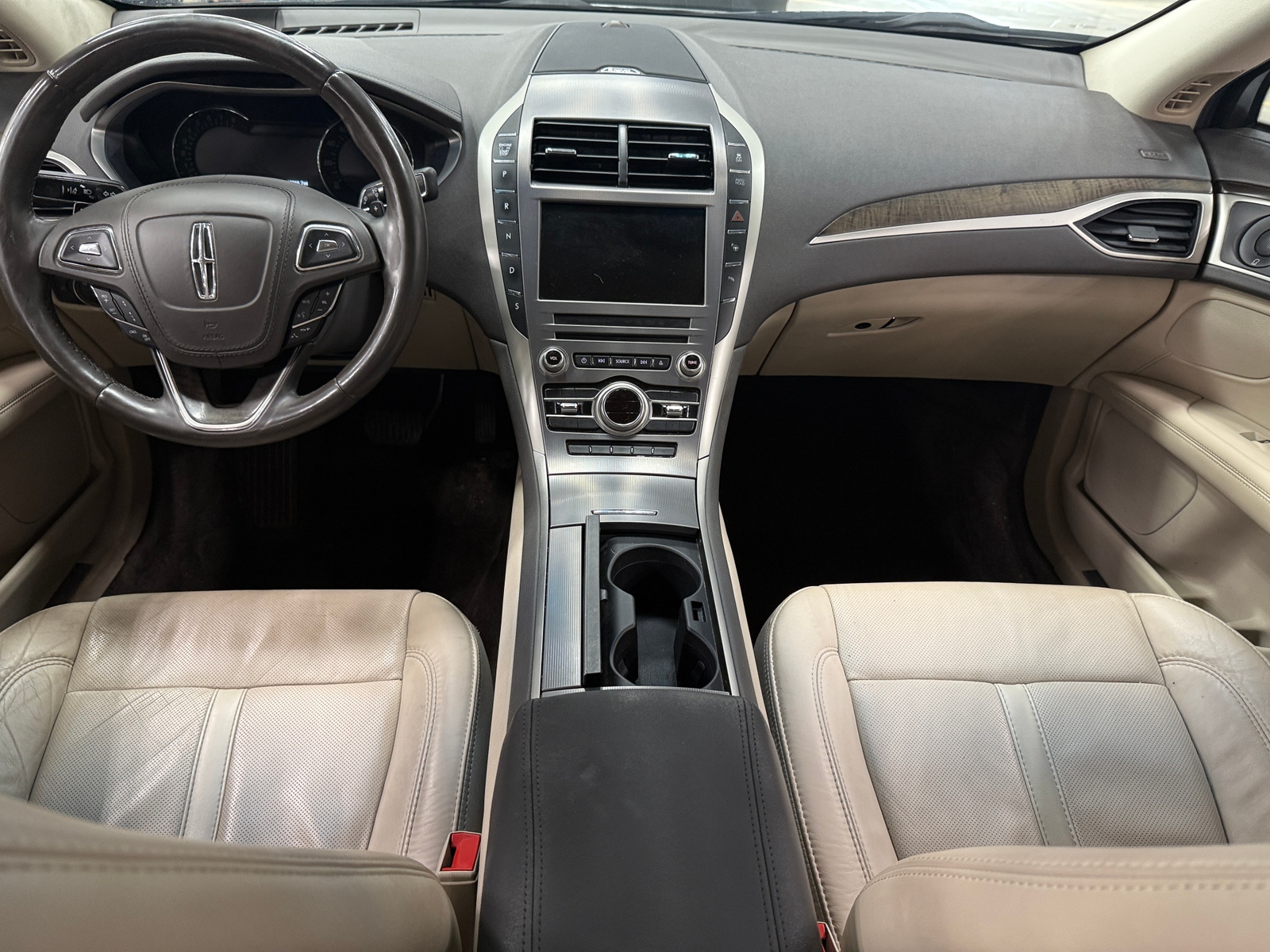 Thumbnail: 2017 Lincoln MKZ - 2