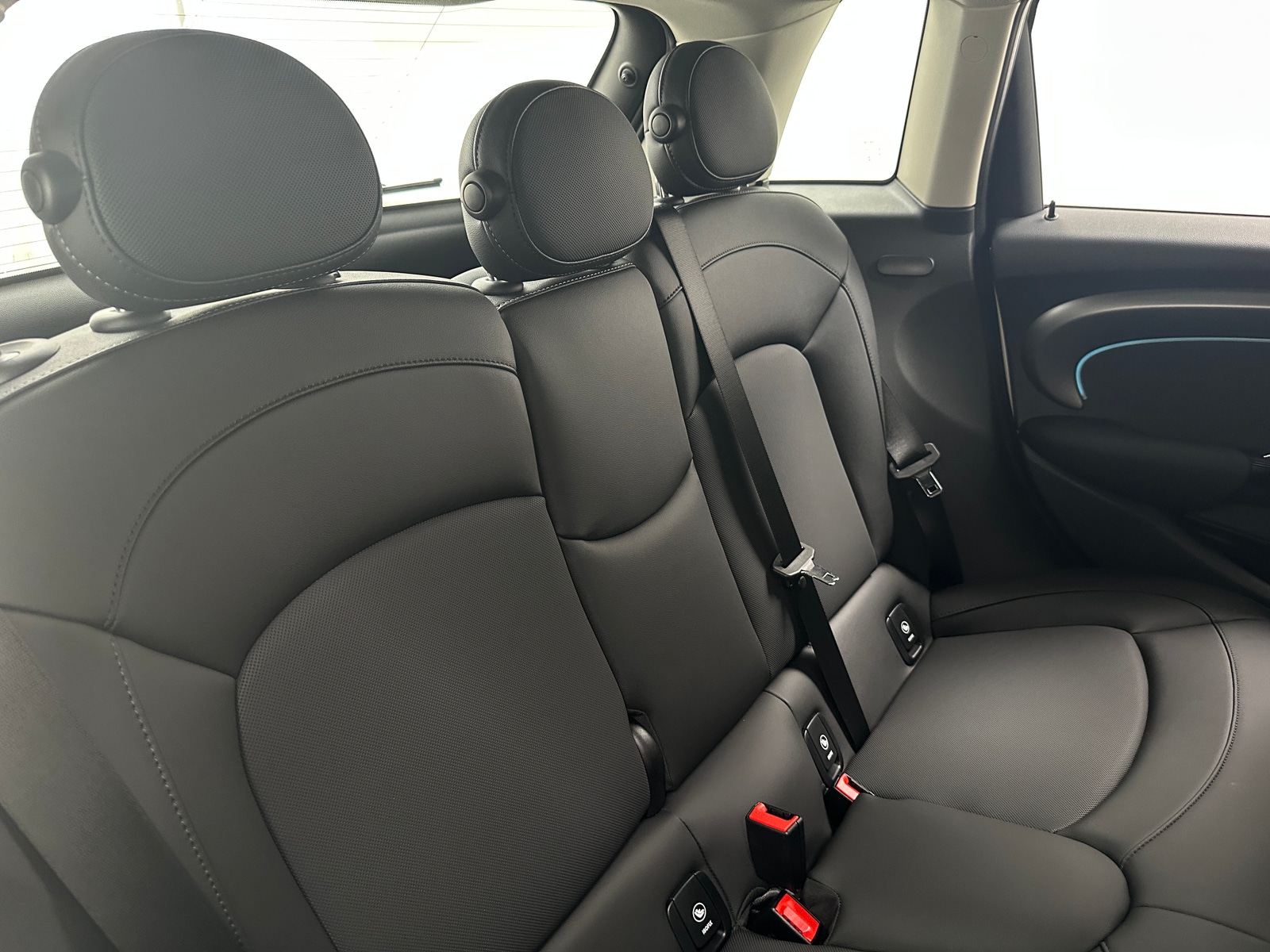 Thumbnail: 2023 MINI Cooper Hardtop - 5