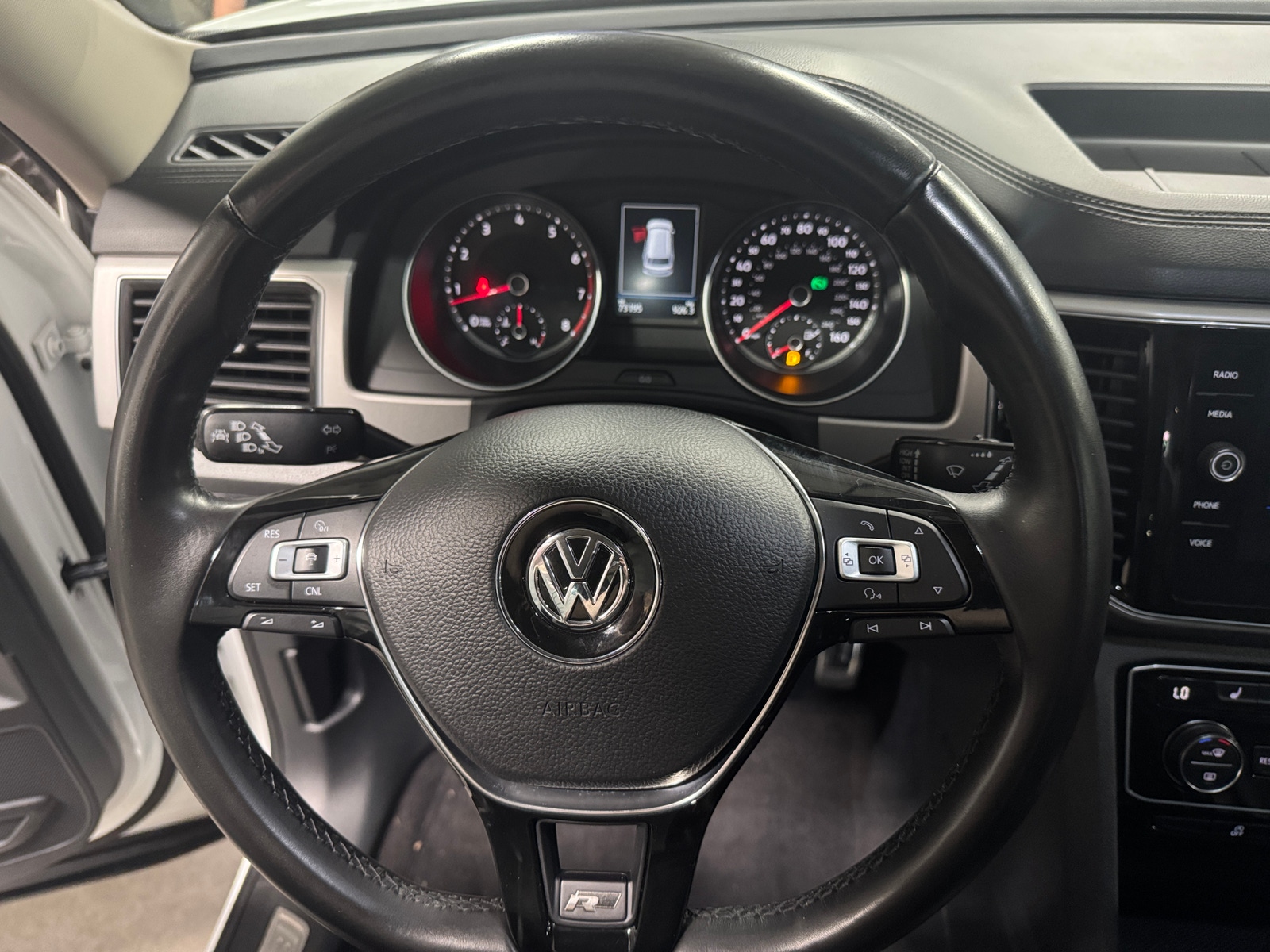 Thumbnail: 2018 Volkswagen Atlas - 4