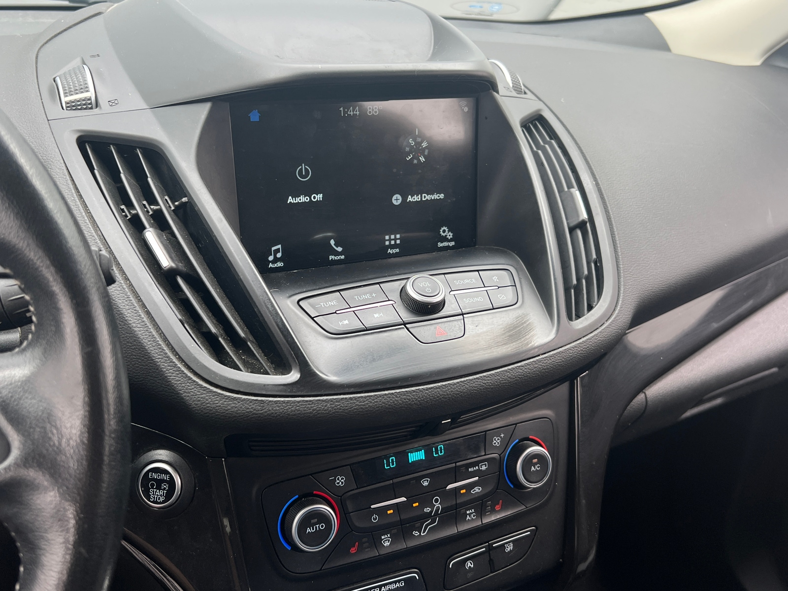 Thumbnail: 2019 Ford Escape - 3
