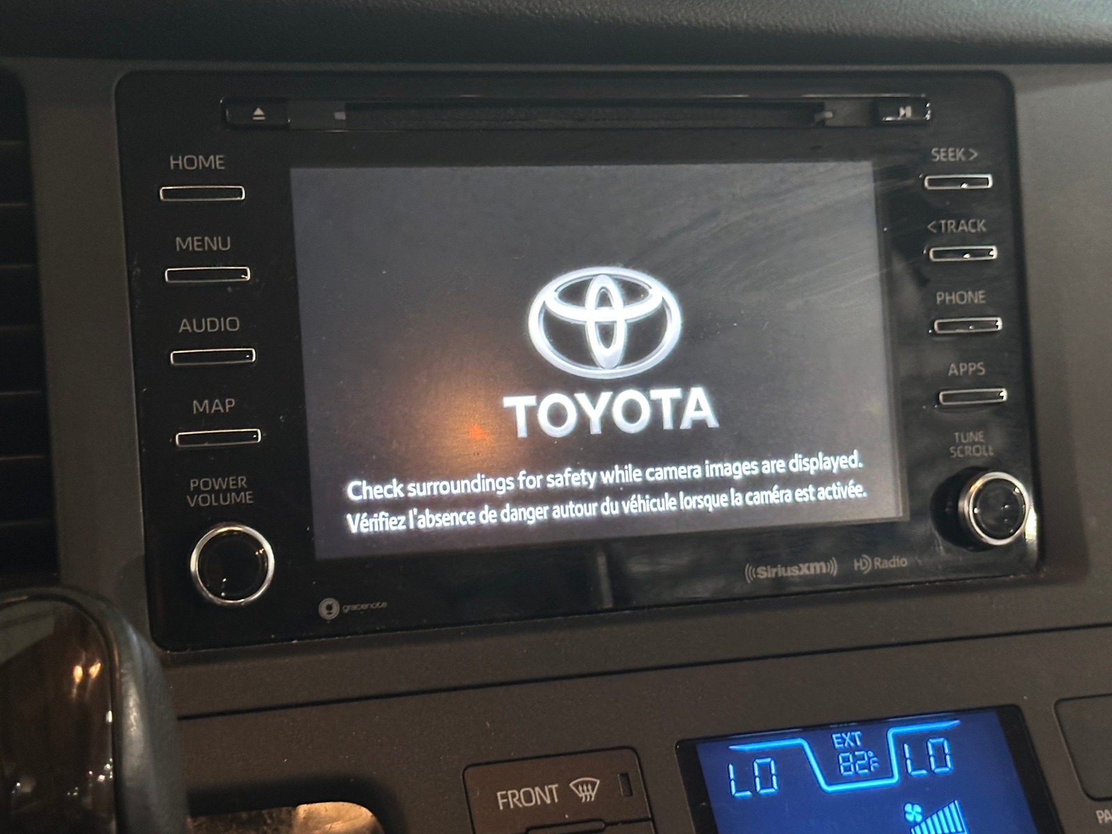 Thumbnail: 2020 Toyota Sienna - 3