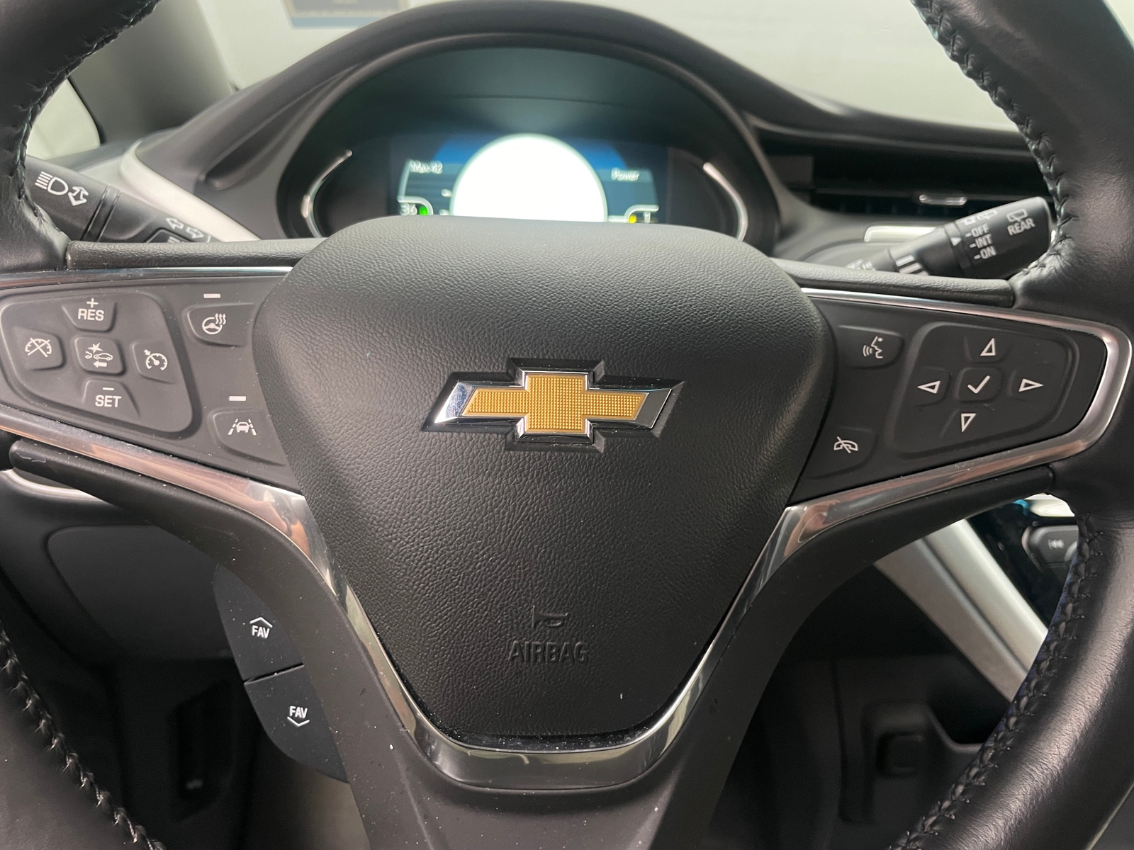 Thumbnail: 2021 Chevrolet Bolt EV - 5