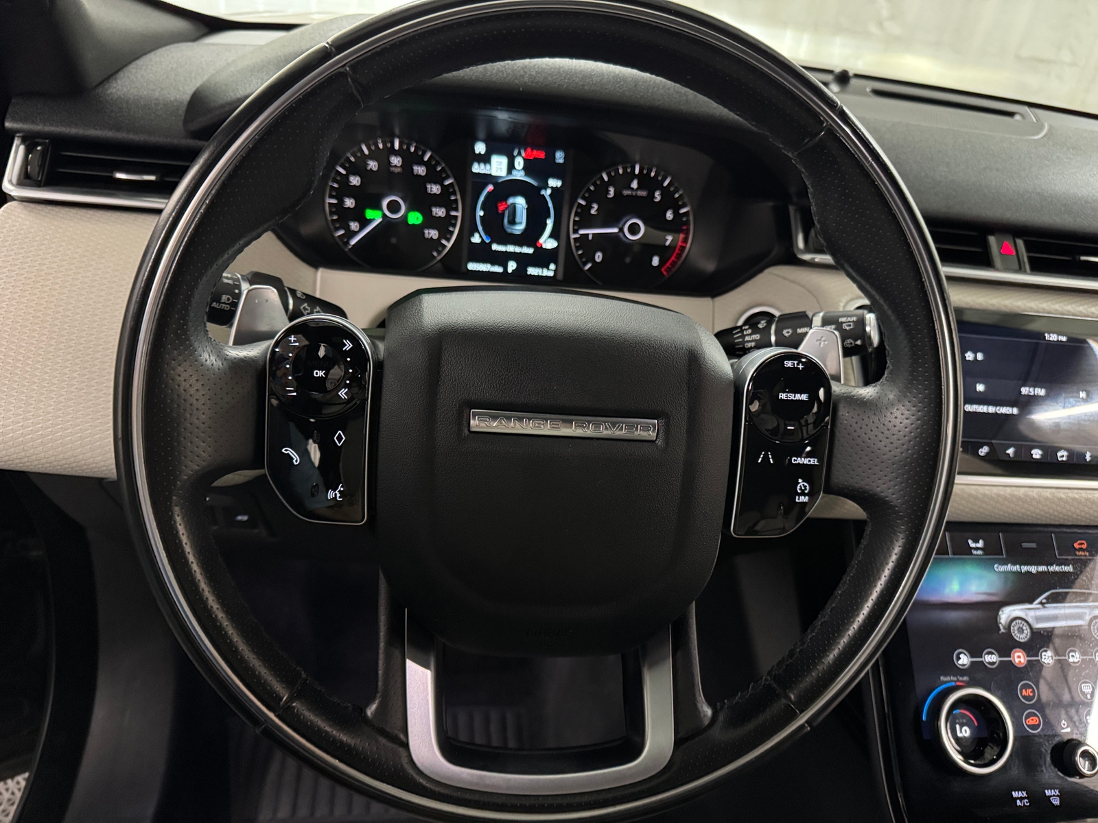 Thumbnail: 2020 Land Rover Range Rover Velar - 4