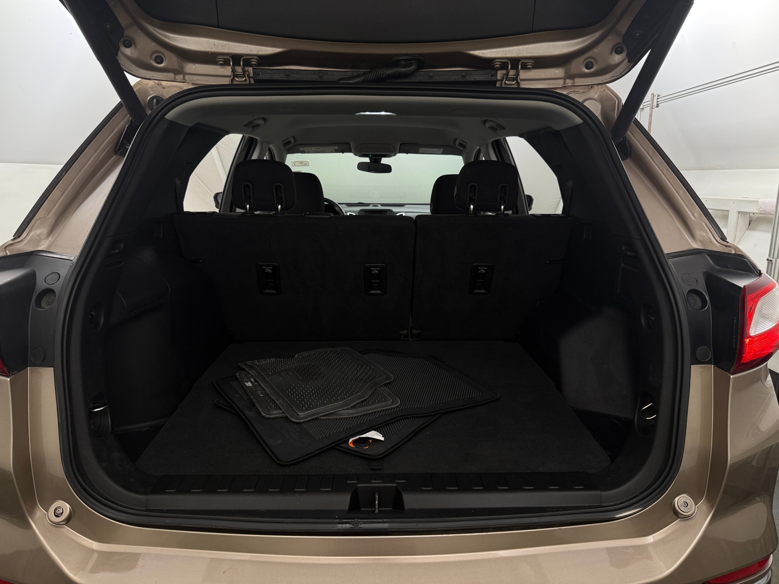 Thumbnail: 2019 Chevrolet Equinox - 7