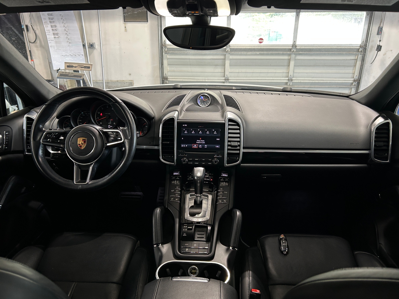 Thumbnail: 2018 Porsche Cayenne - 2