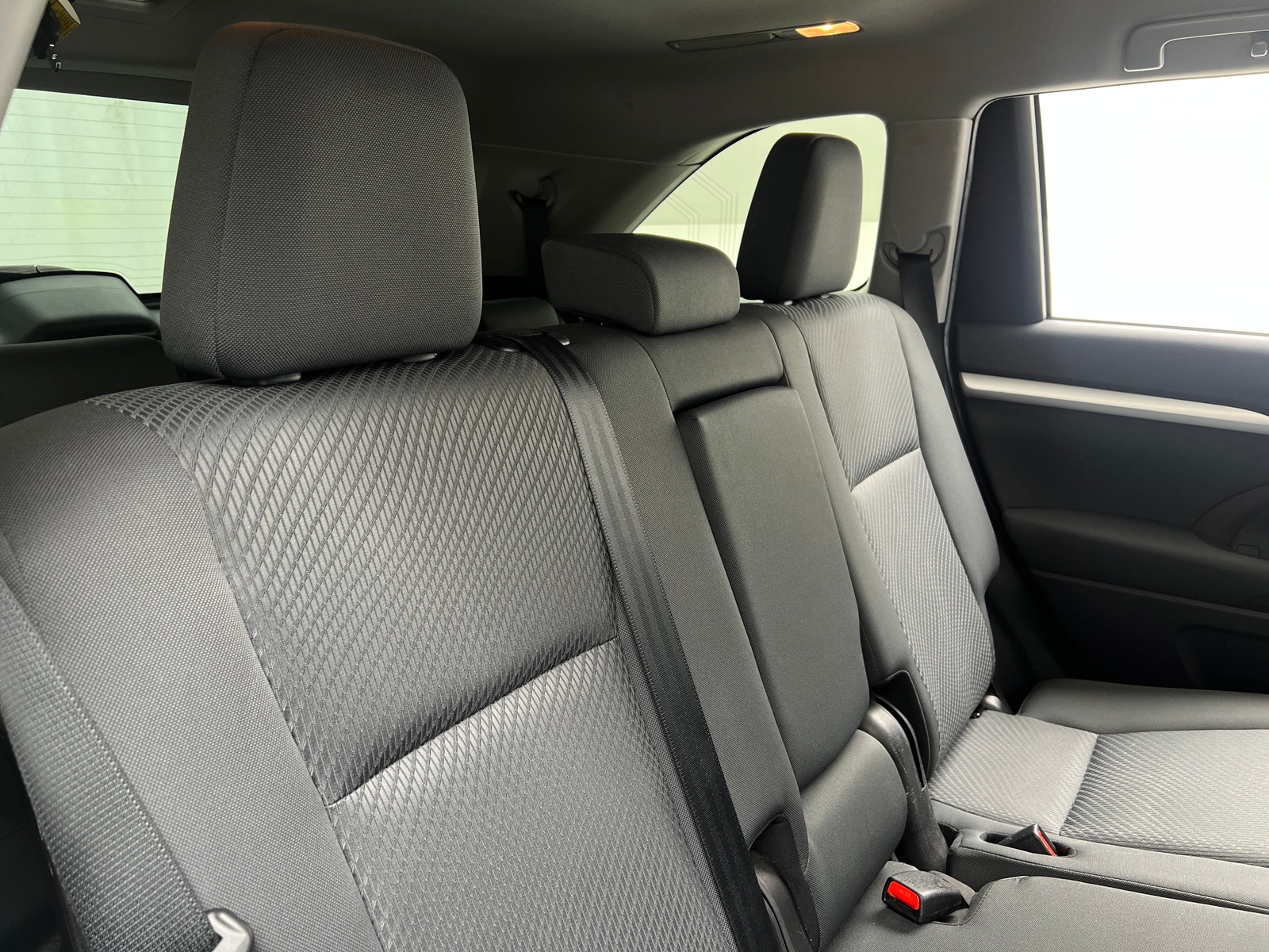Thumbnail: 2019 Toyota Highlander - 6