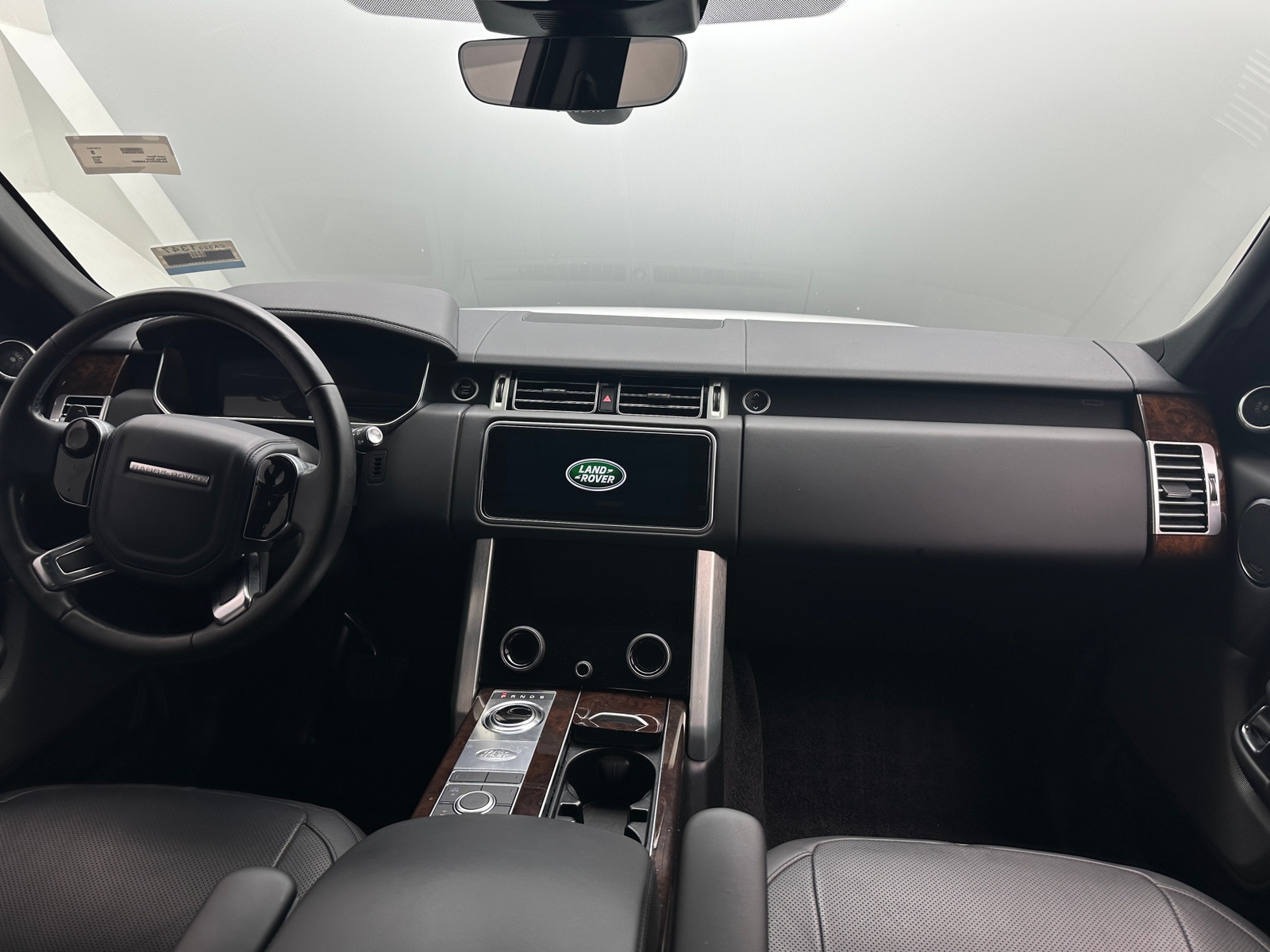 Thumbnail: 2020 Land Rover Range Rover - 2