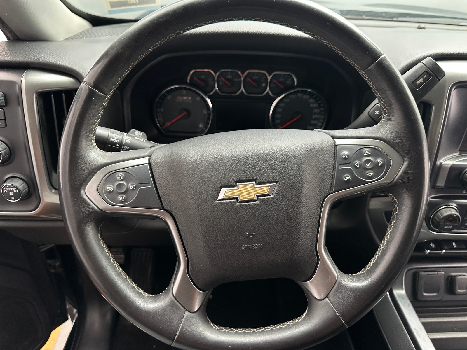Thumbnail: 2017 Chevrolet Silverado 1500 - 5