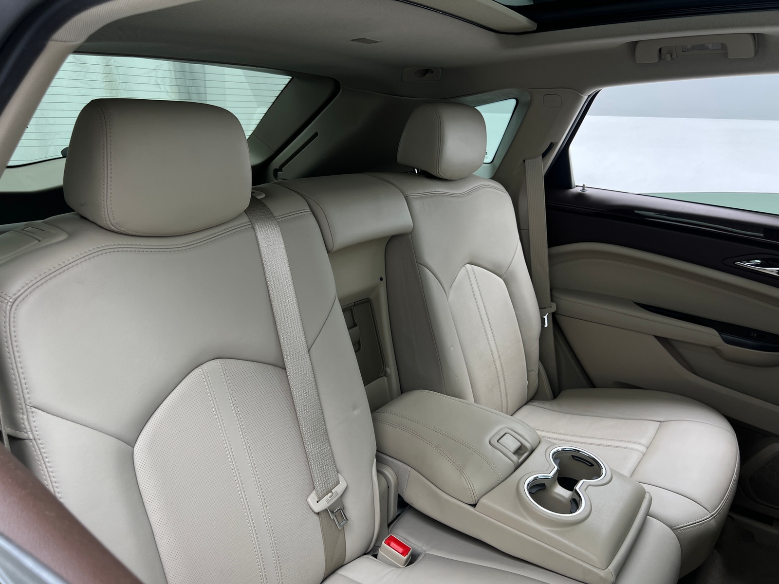 Thumbnail: 2016 Cadillac SRX - 5