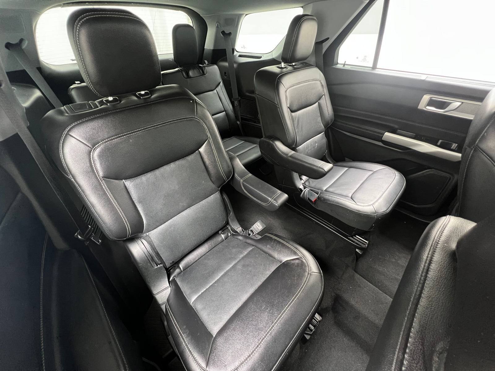 Thumbnail: 2022 Ford Explorer - 5