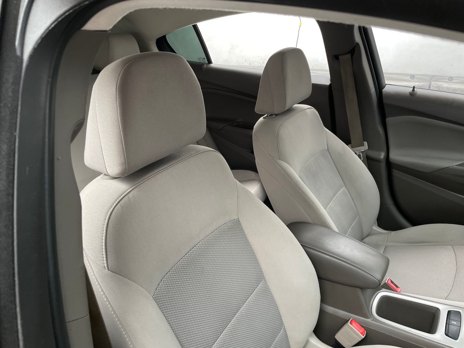 Thumbnail: 2018 Chevrolet Cruze - 2