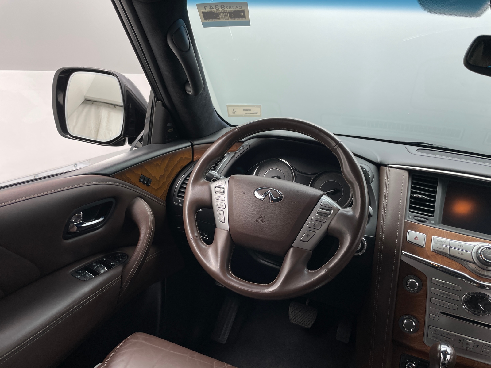 Thumbnail: 2016 INFINITI QX80 - 4