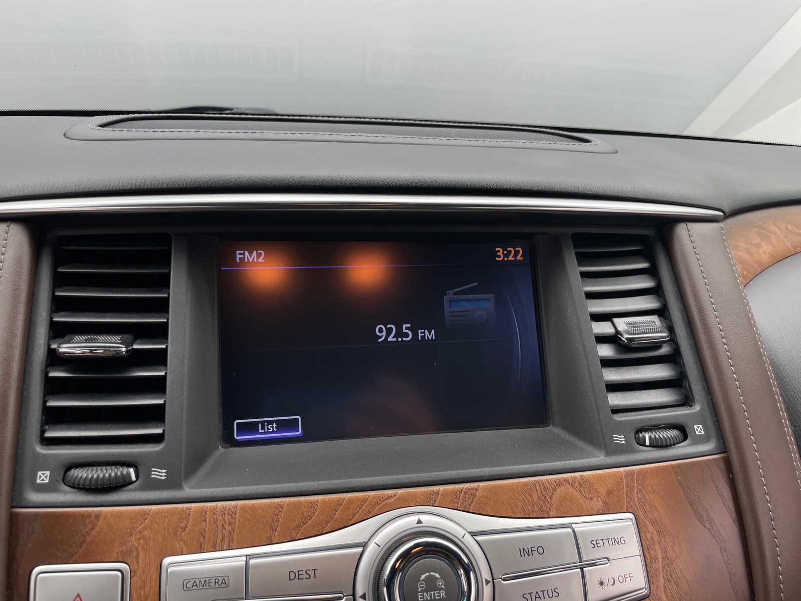 Thumbnail: 2016 INFINITI QX80 - 3