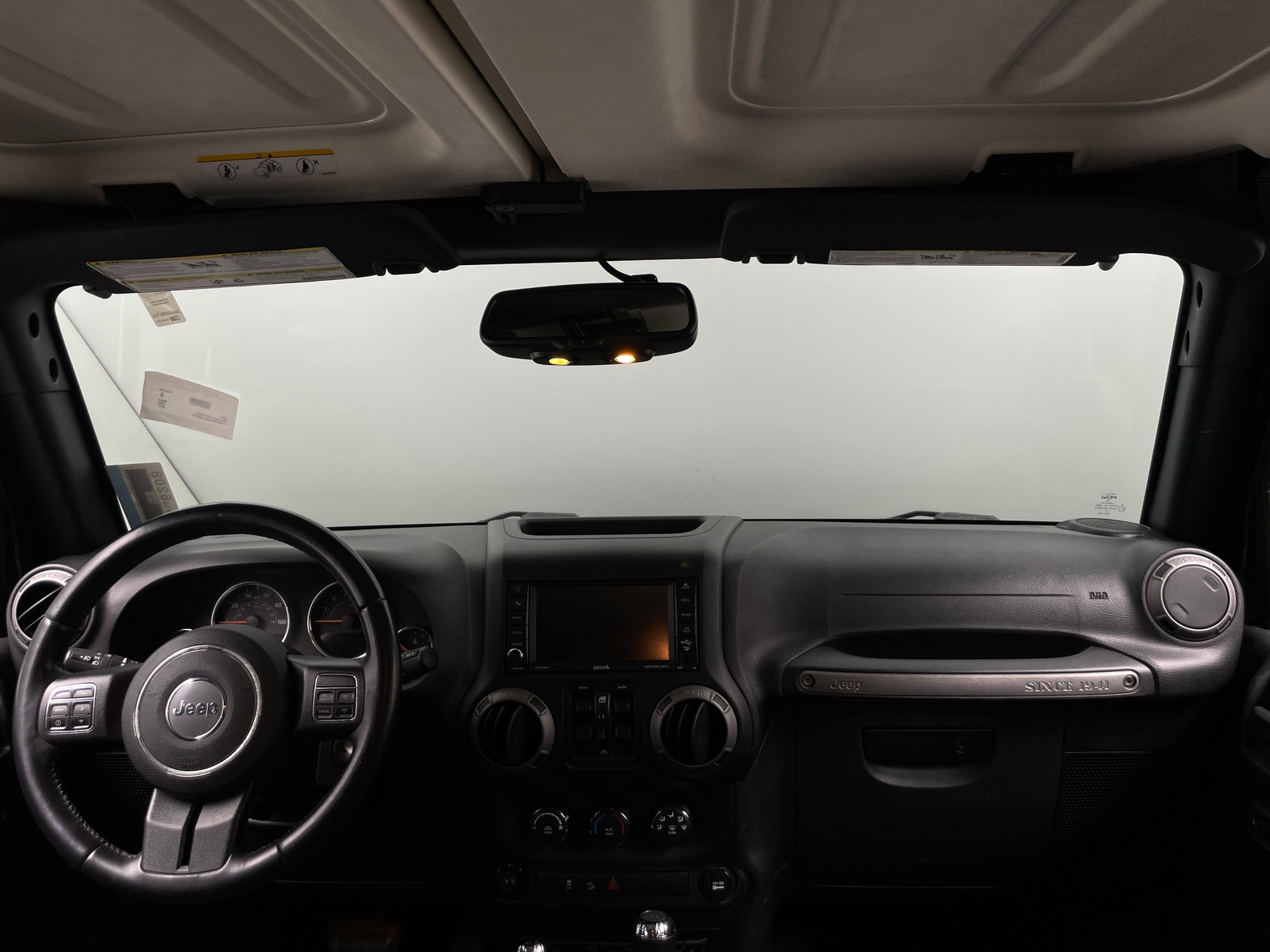 Thumbnail: 2017 Jeep Wrangler - 3