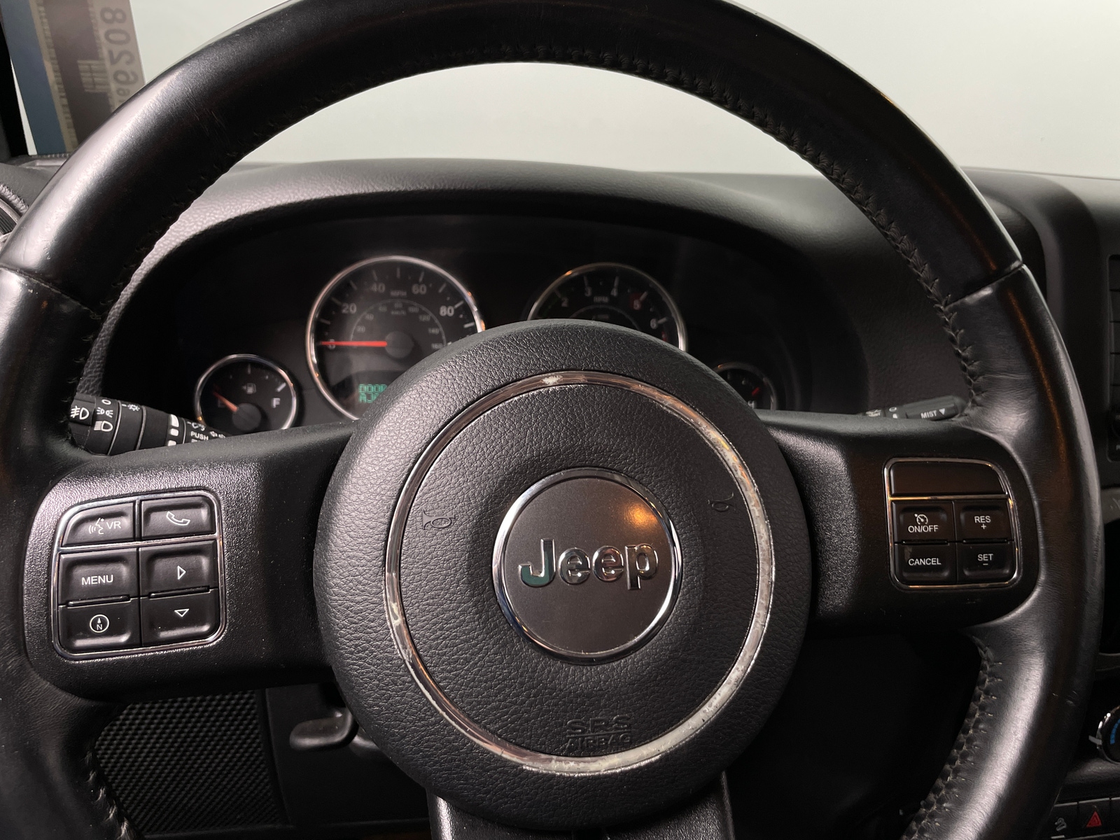 Thumbnail: 2017 Jeep Wrangler - 5