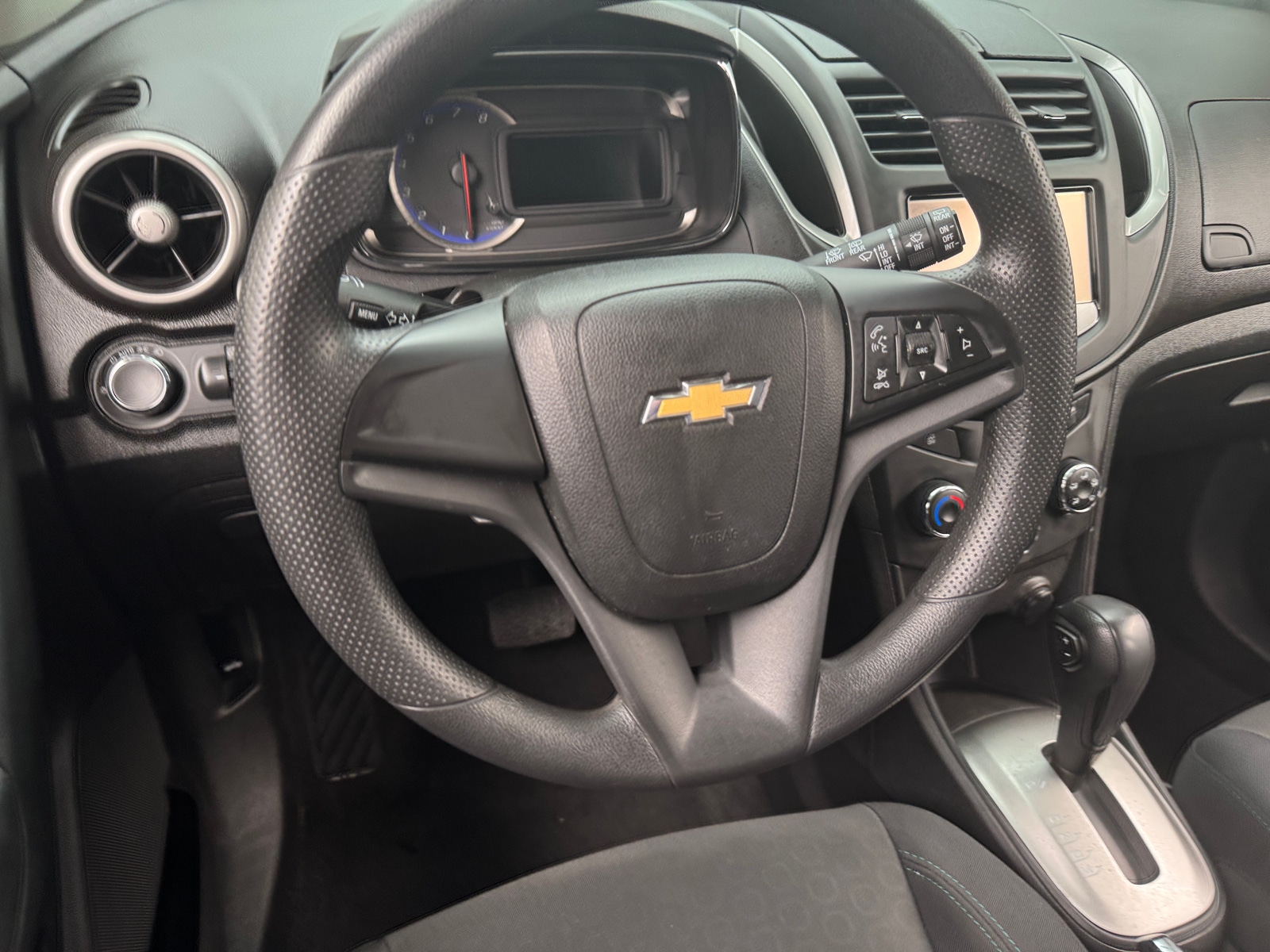 Thumbnail: 2016 Chevrolet Trax - 5