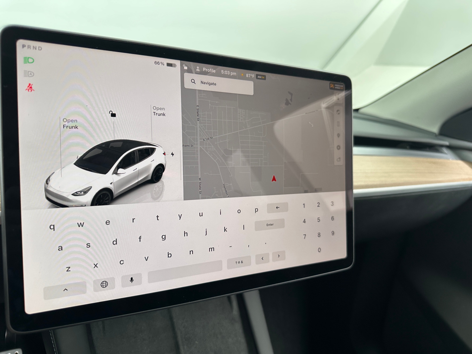 Thumbnail: 2023 Tesla Model Y - 3