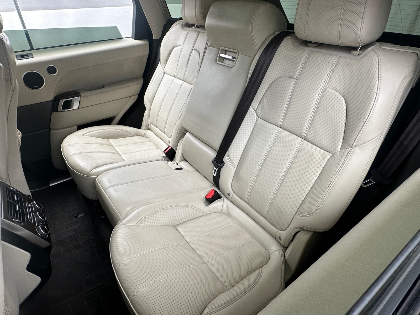 Thumbnail: 2017 Land Rover Range Rover Sport - 5