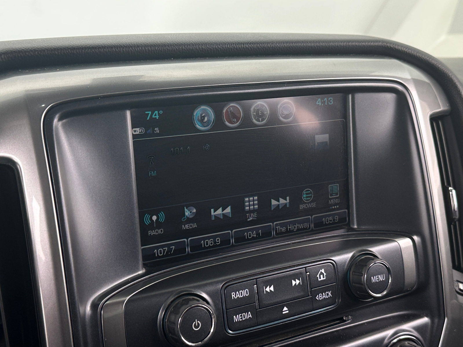 Thumbnail: 2017 Chevrolet Silverado 1500 - 4