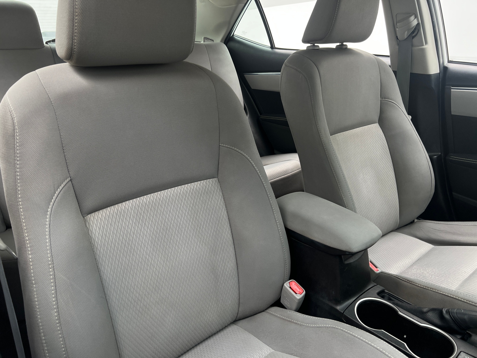 Thumbnail: 2014 Toyota Corolla - 2