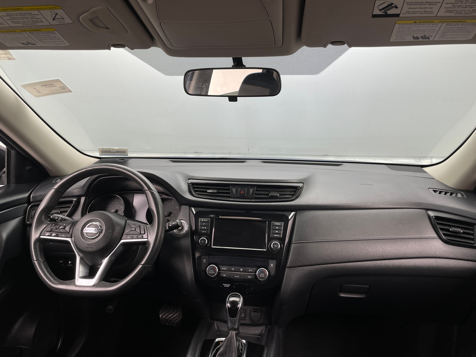 Thumbnail: 2018 Nissan Rogue - 3