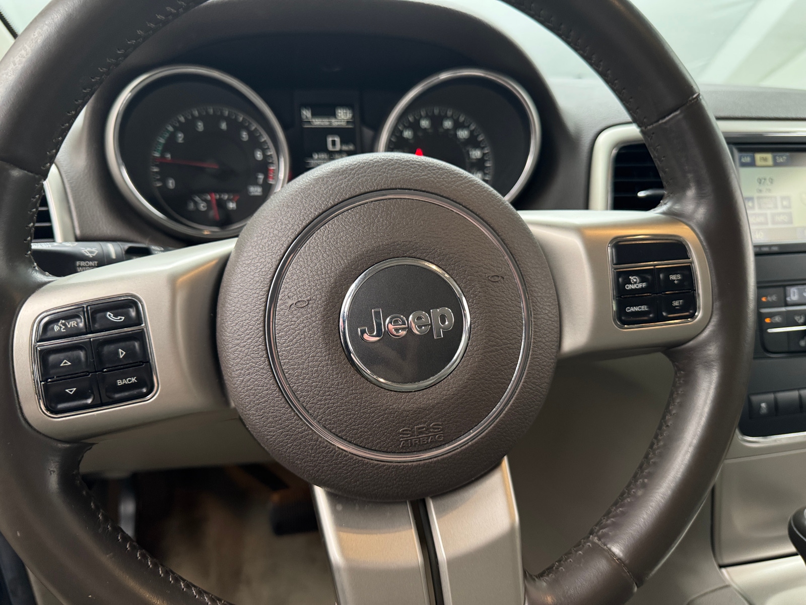 Thumbnail: 2011 Jeep Grand Cherokee - 5