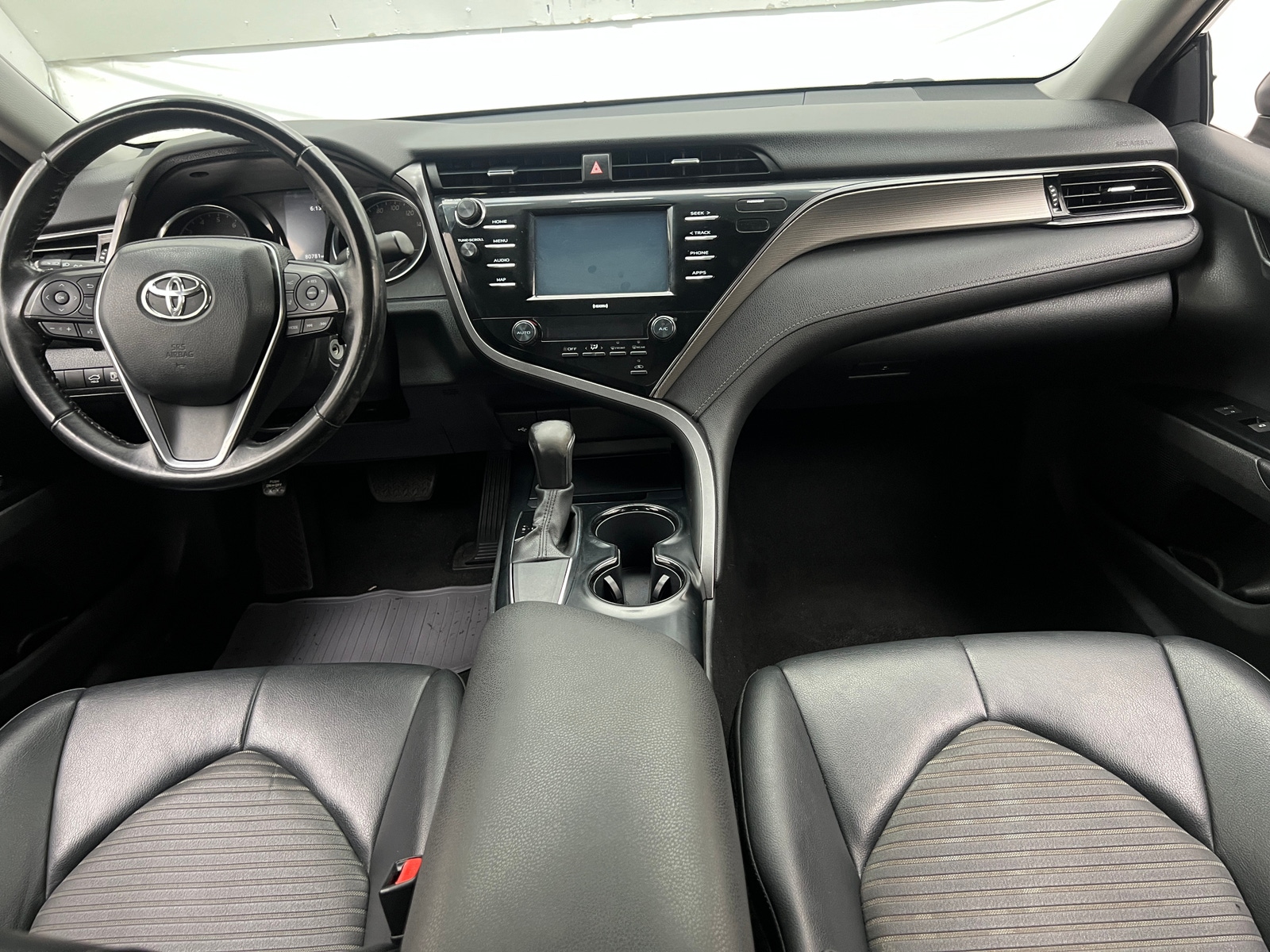 Thumbnail: 2020 Toyota Camry - 3
