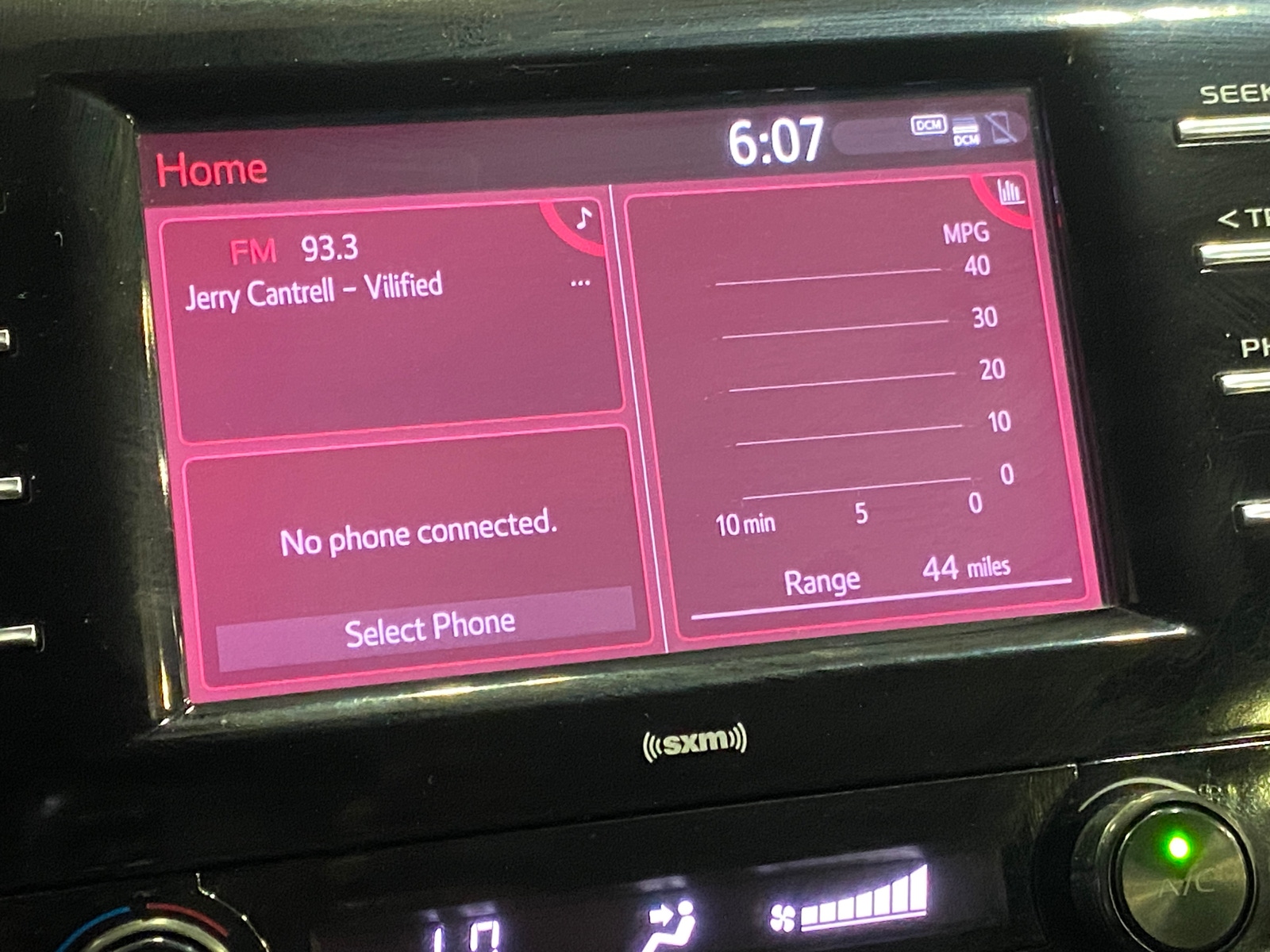 Thumbnail: 2020 Toyota Camry - 4