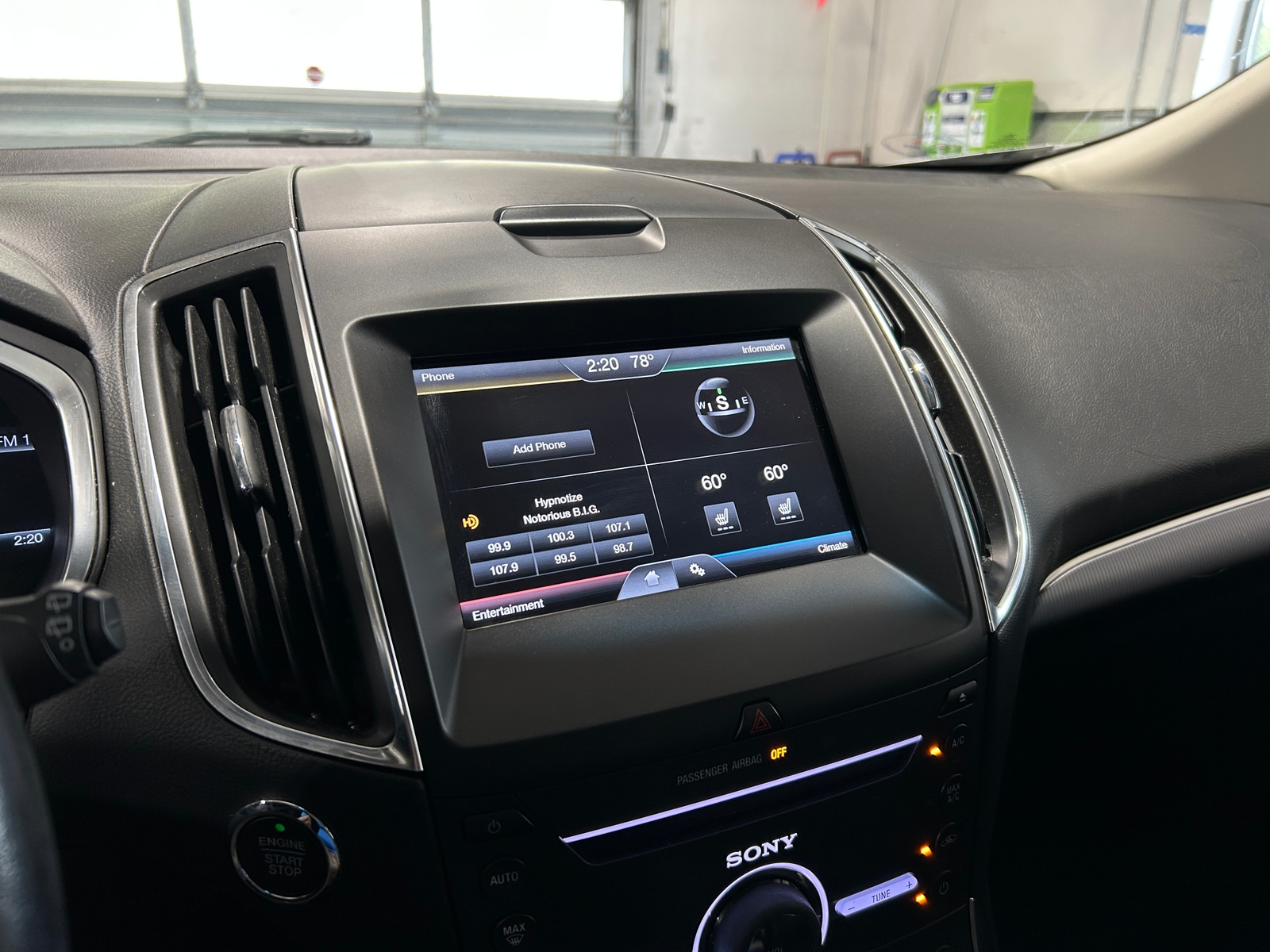 Thumbnail: 2015 Ford Edge - 3