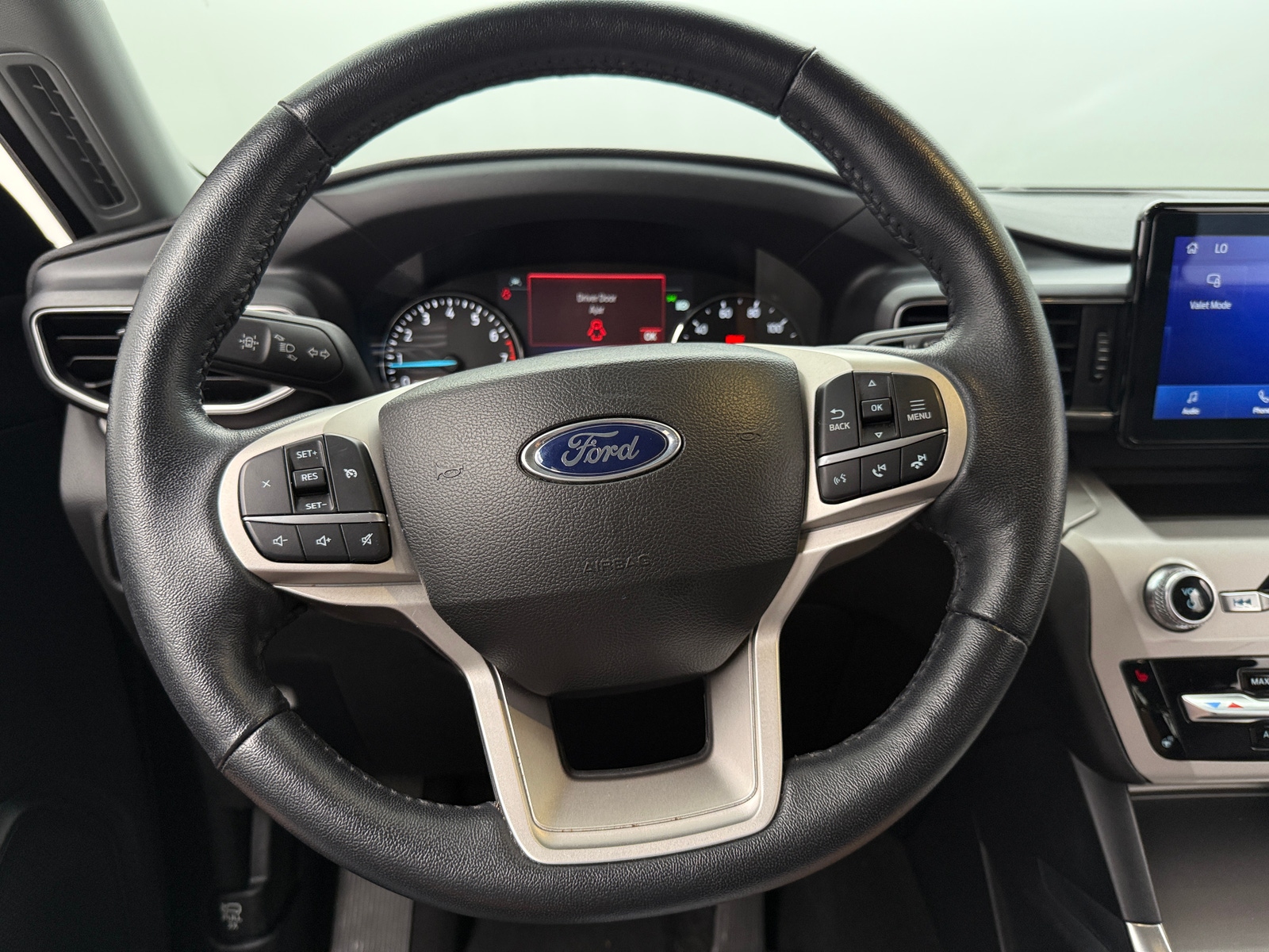 Thumbnail: 2023 Ford Explorer - 5