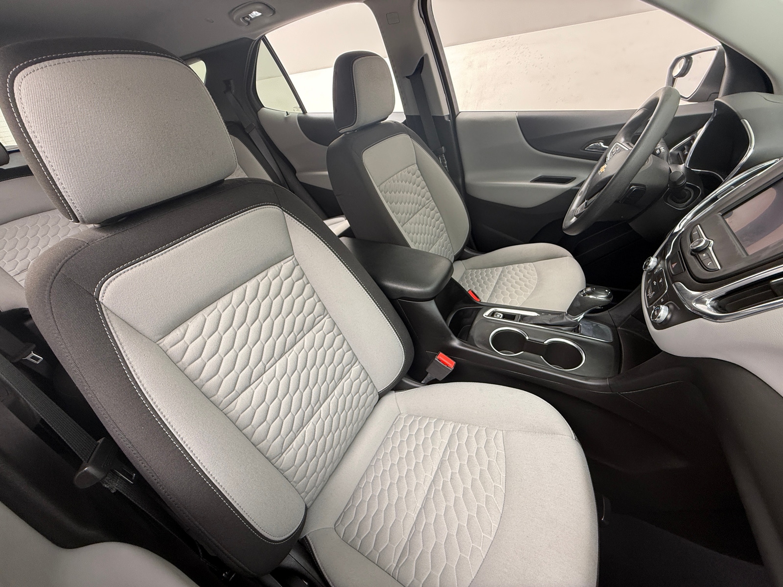 Thumbnail: 2021 Chevrolet Equinox - 2