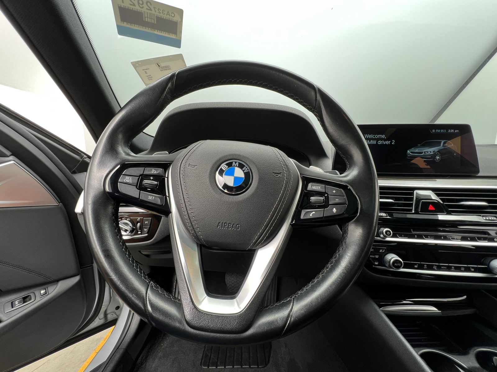 Thumbnail: 2018 BMW 5 Series - 4