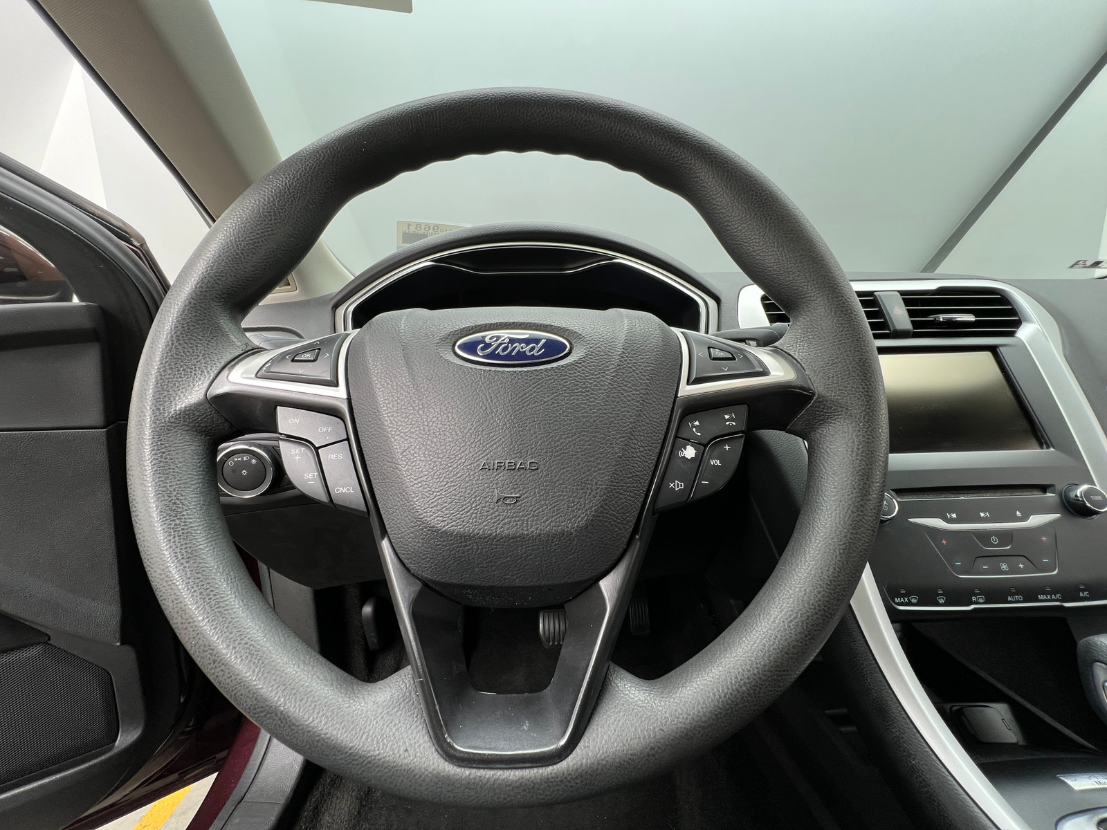 Thumbnail: 2013 Ford Fusion - 5
