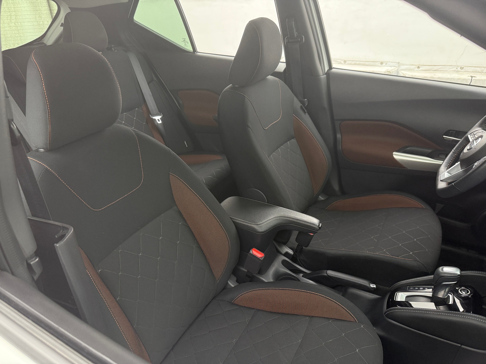 Thumbnail: 2020 Nissan Kicks - 2