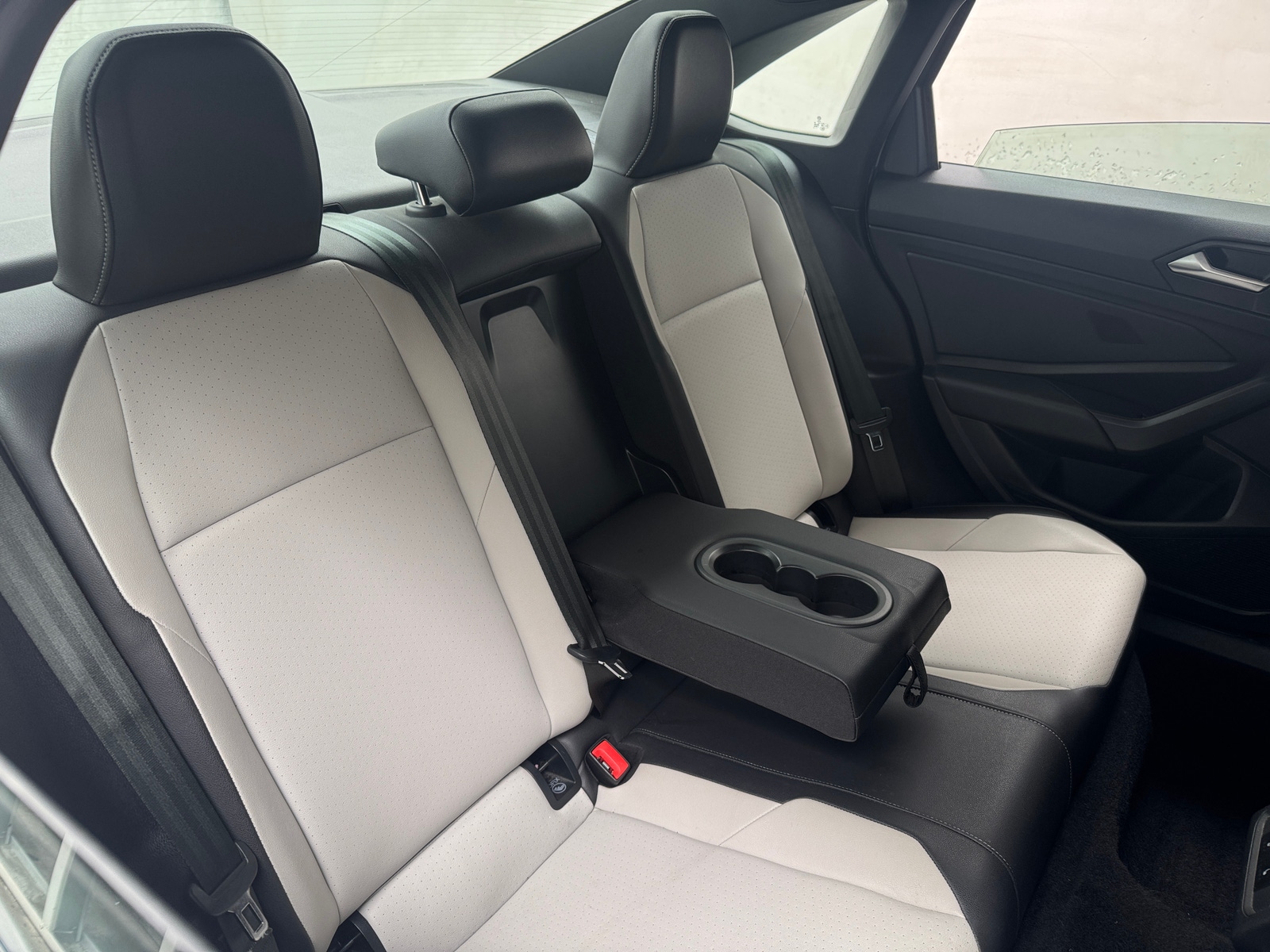Thumbnail: 2019 Volkswagen Jetta - 6