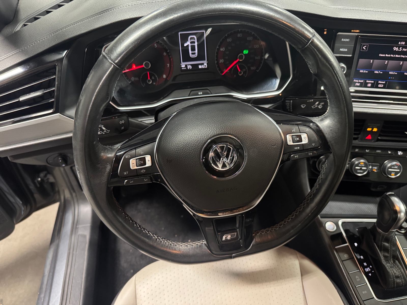 Thumbnail: 2019 Volkswagen Jetta - 5