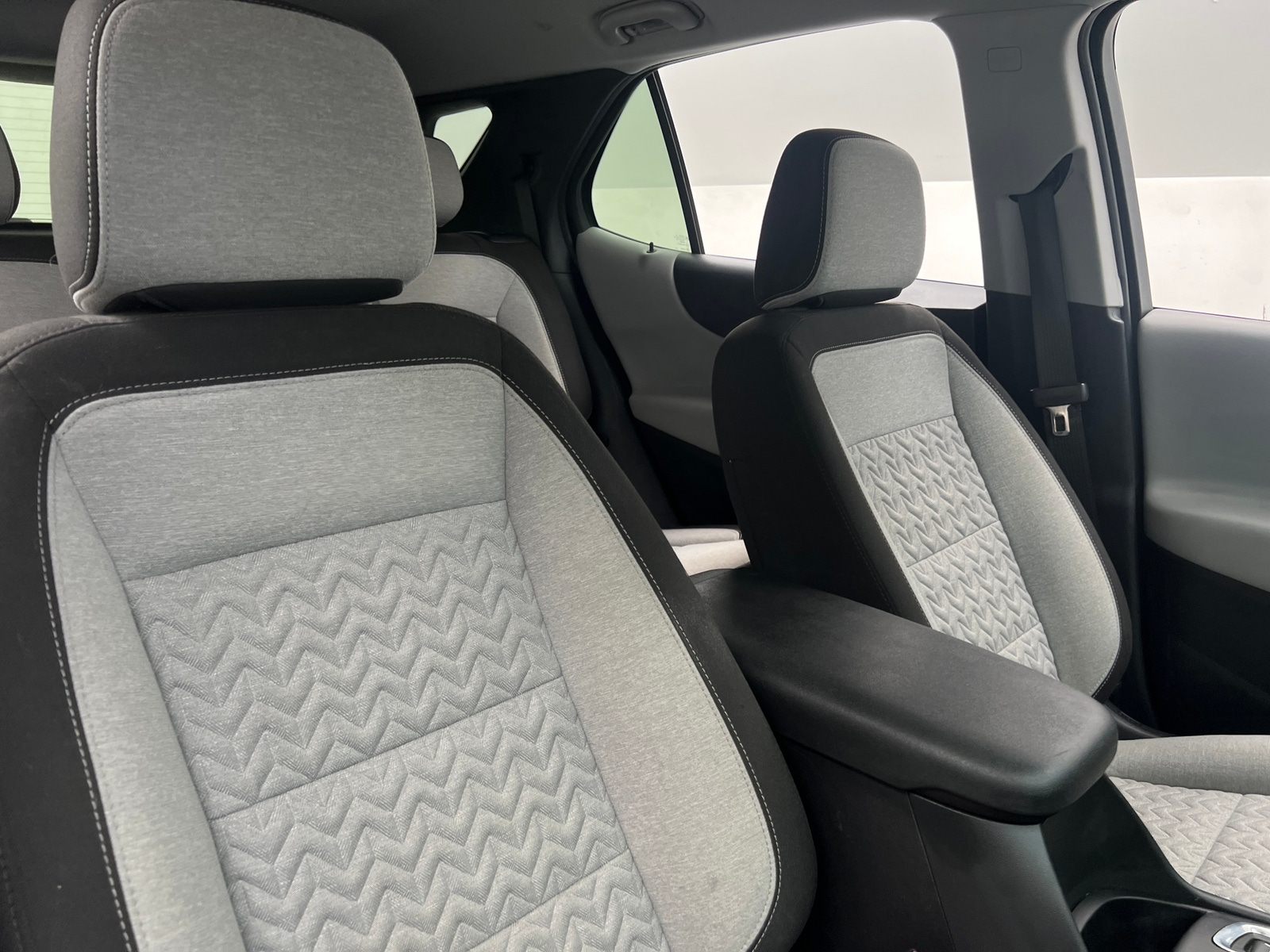 Thumbnail: 2023 Chevrolet Equinox - 2