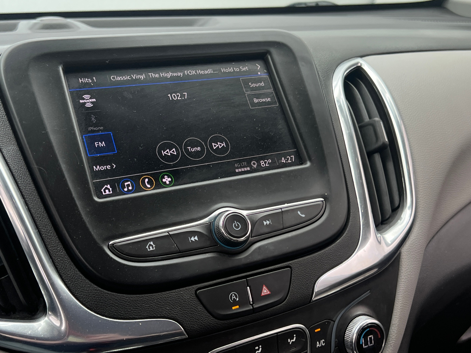 Thumbnail: 2023 Chevrolet Equinox - 4
