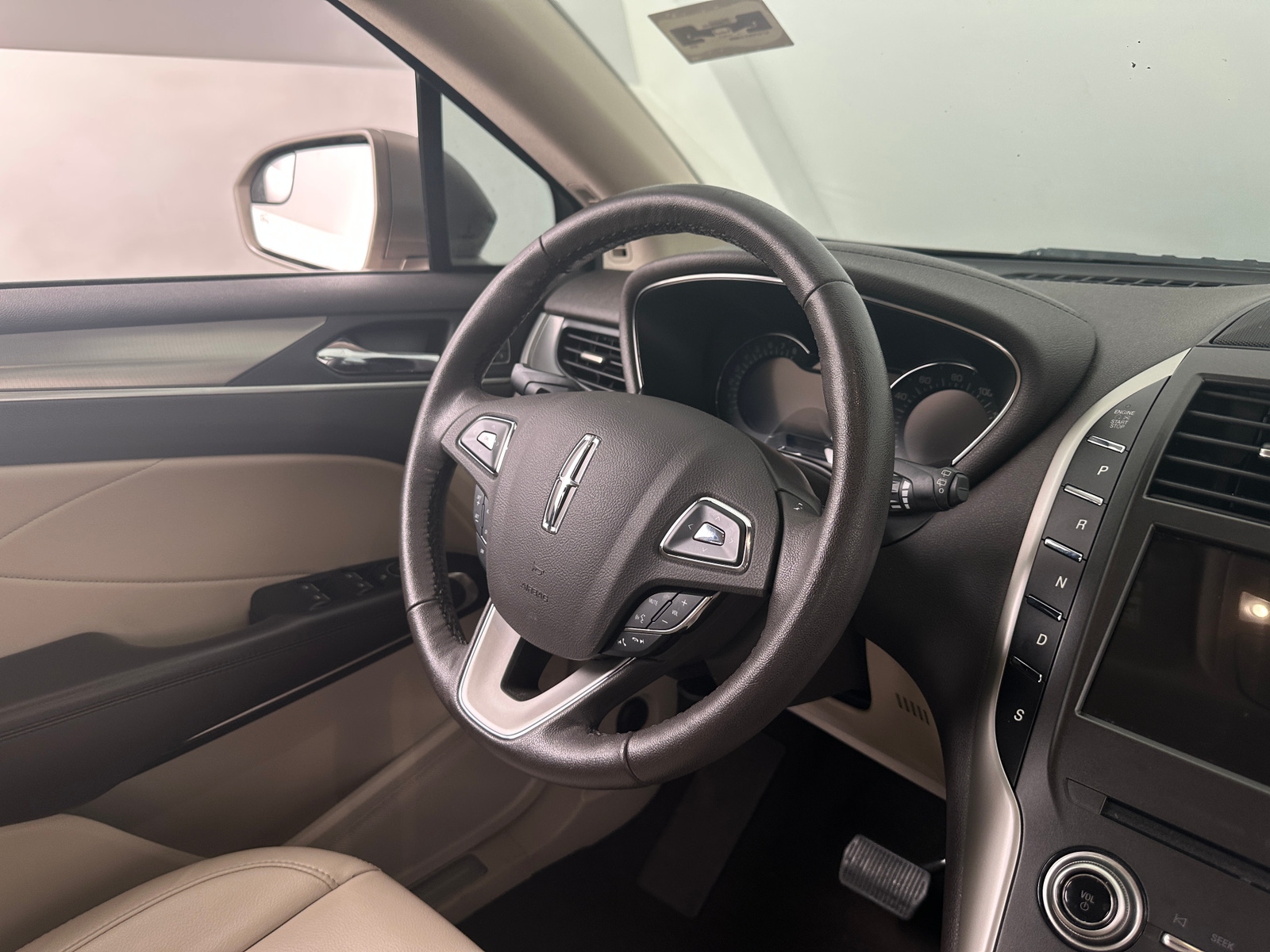 Thumbnail: 2019 Lincoln MKC - 5