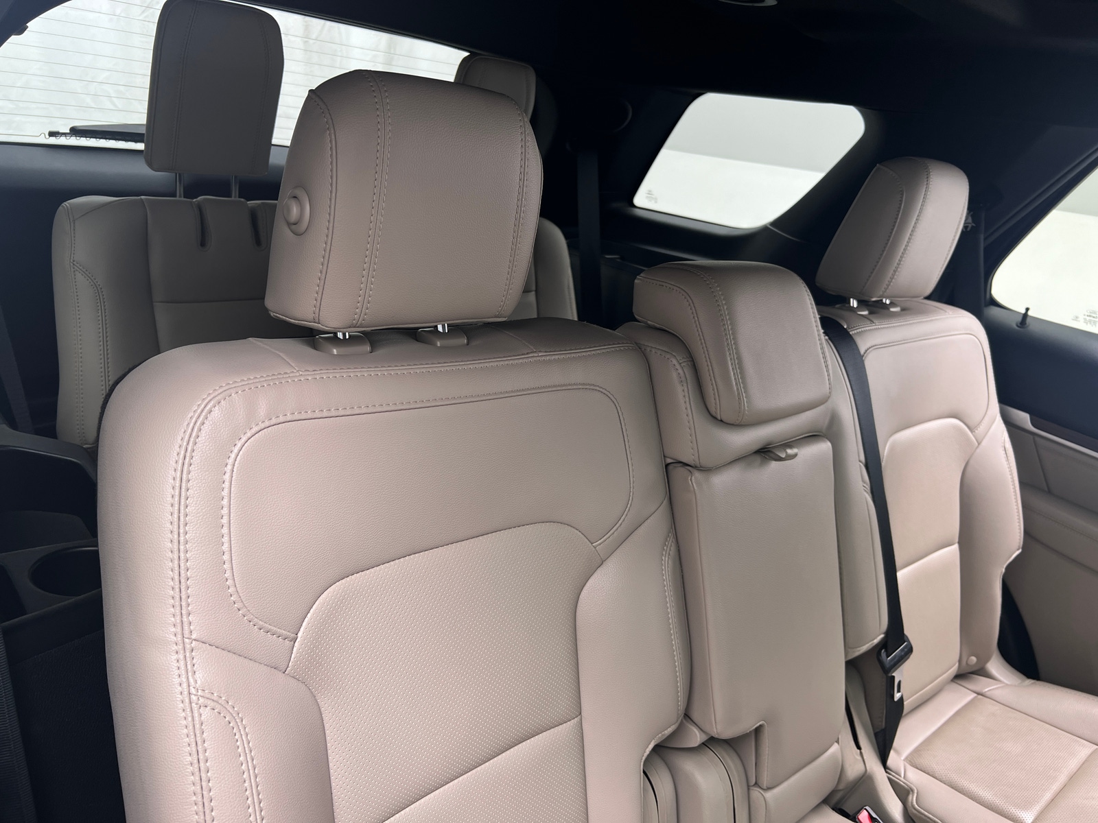 Thumbnail: 2018 Ford Explorer - 5