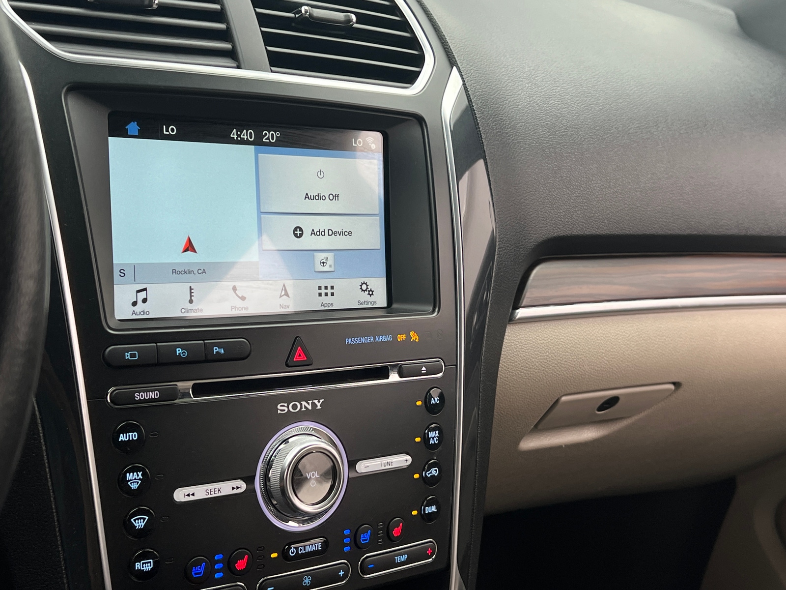 Thumbnail: 2018 Ford Explorer - 3
