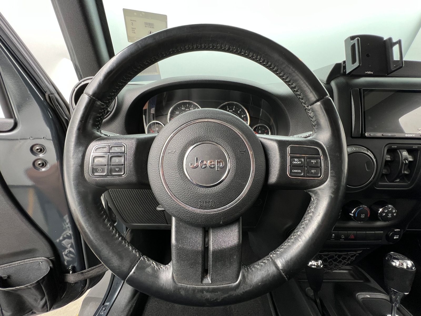 Thumbnail: 2017 Jeep Wrangler - 5