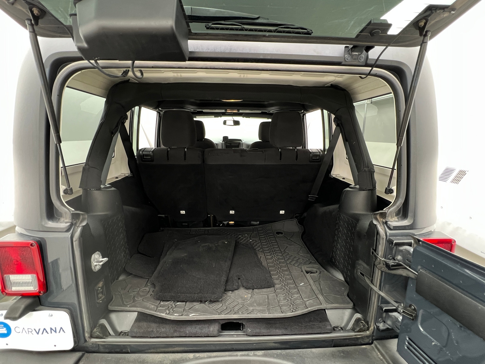 Thumbnail: 2017 Jeep Wrangler - 7