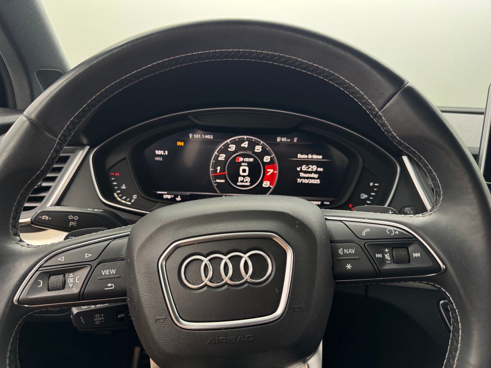 Thumbnail: 2018 Audi SQ5 - 4