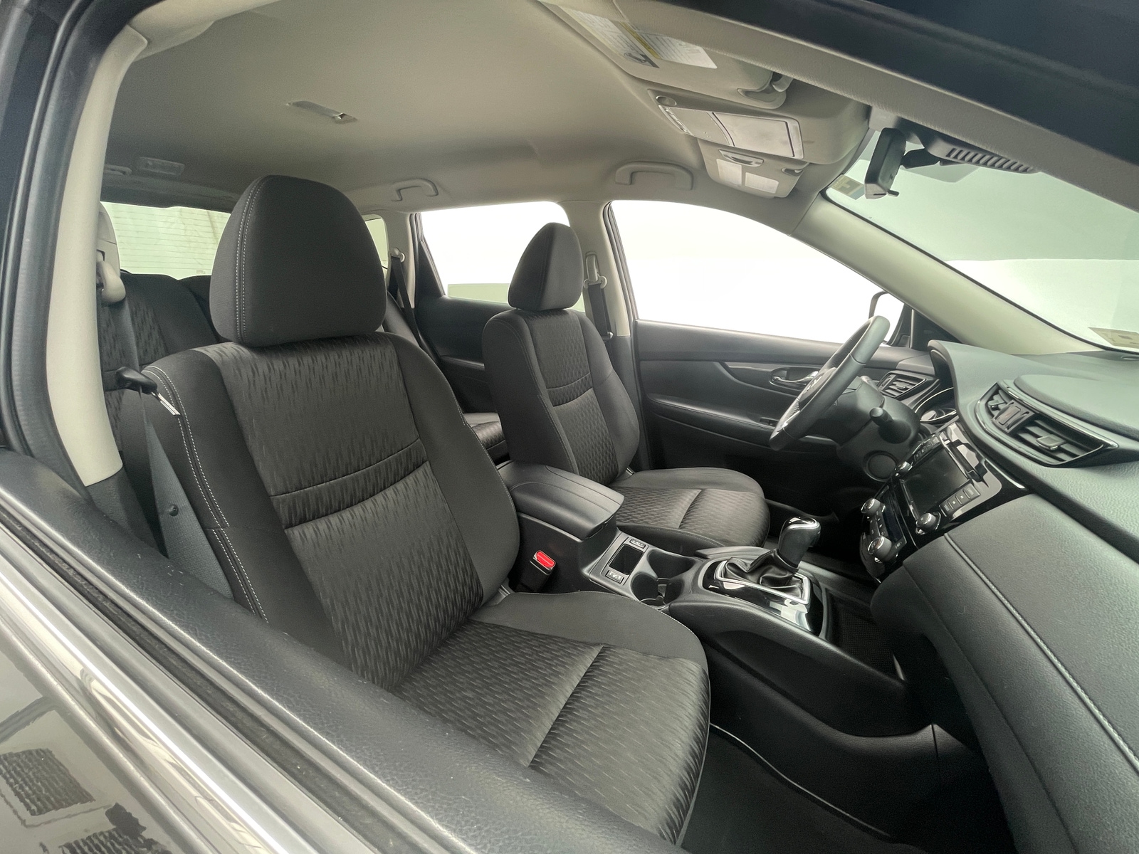 Thumbnail: 2020 Nissan Rogue - 2