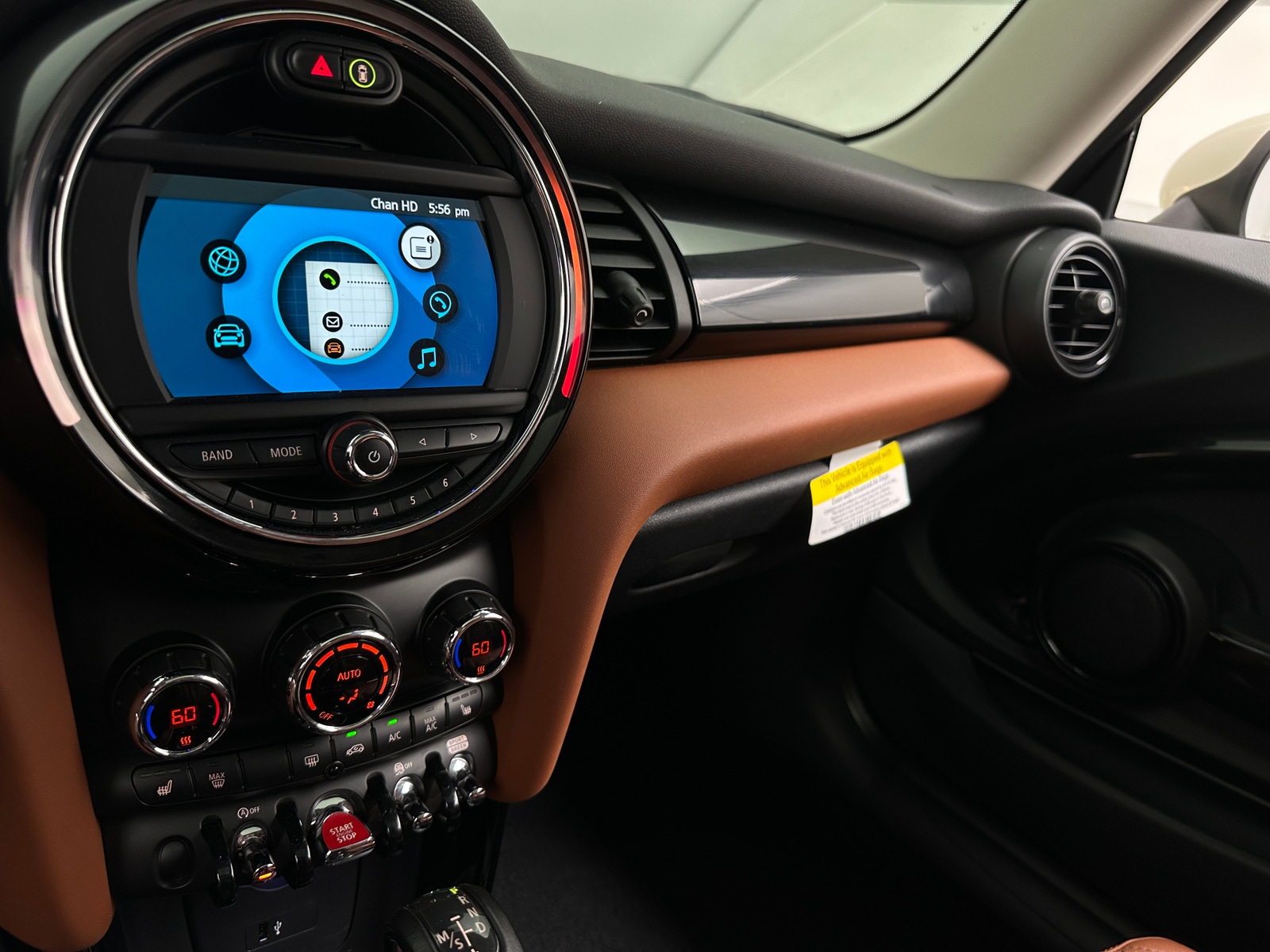 Thumbnail: 2019 MINI Cooper Hardtop - 3