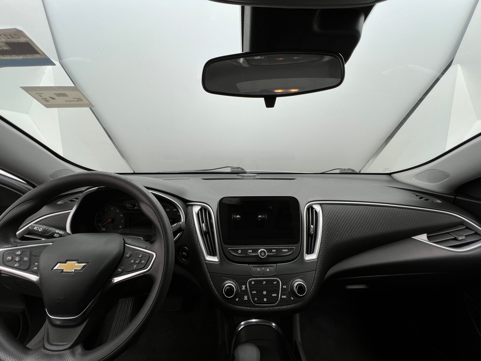 Thumbnail: 2023 Chevrolet Malibu - 3